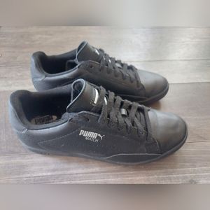 Puma Black women's tennis shoes